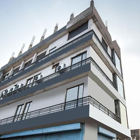 לודהיאנה Hotel O Cosmos House מראה חיצוני תמונה