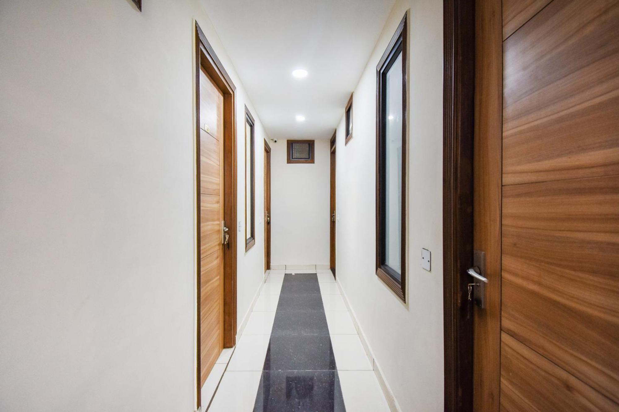 לודהיאנה Hotel O Cosmos House מראה חיצוני תמונה